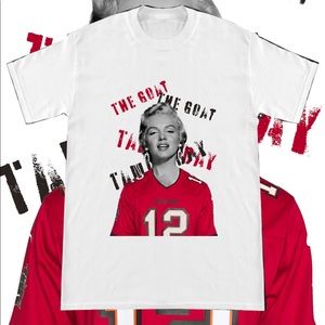 Vintage Graffiti Marilyn Monroe Wearing Tom Brady Tampa Bay Buccaneers Jersey
